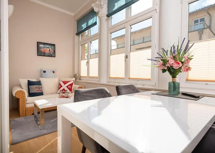 Luna * Χέρινγκσντορφ